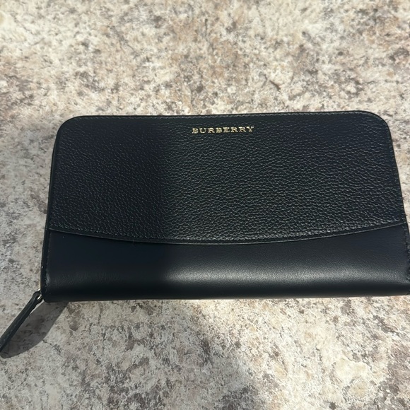 Burberry Zippered Wallet - Picture 1 of 11